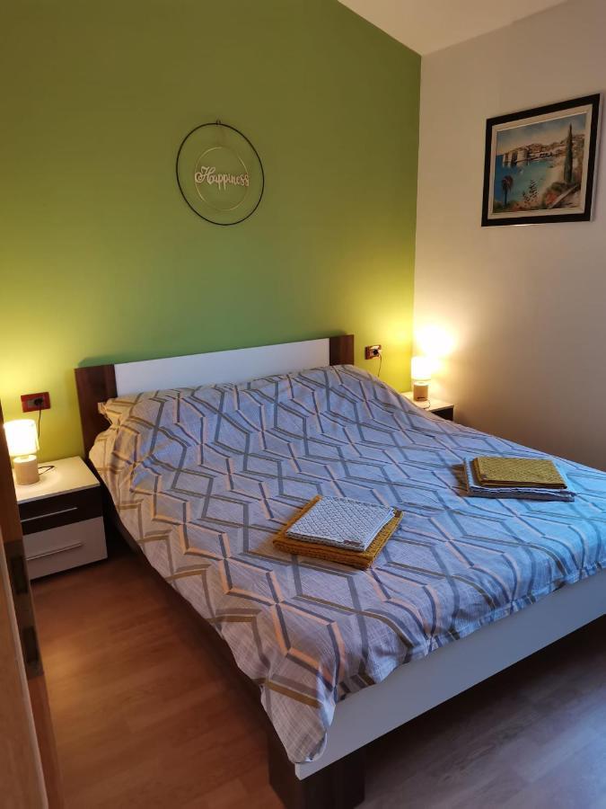 Appartement Sonia Fažana エクステリア 写真
